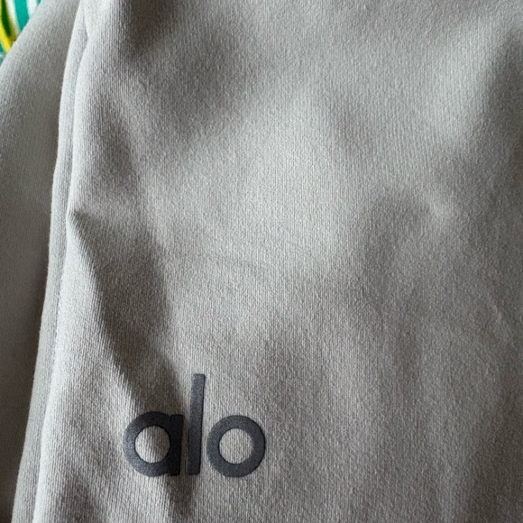 ALO Yoga Oatmeal Leggings - Picture 2 of 6